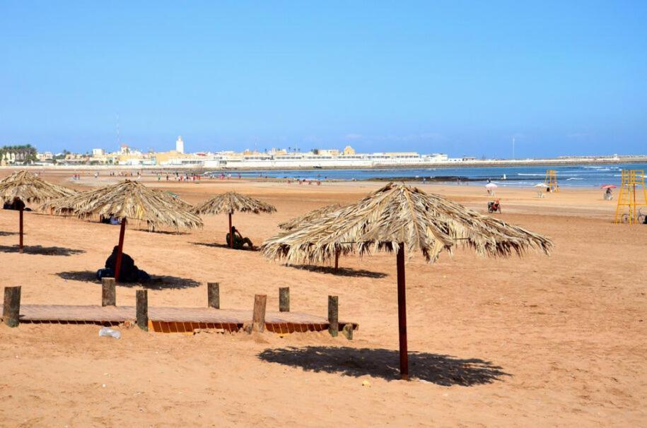 Stay Here, Nice Apartment With Garden View In Center, 1 Min Walk From Beach El Jadida Eksteriør bilde