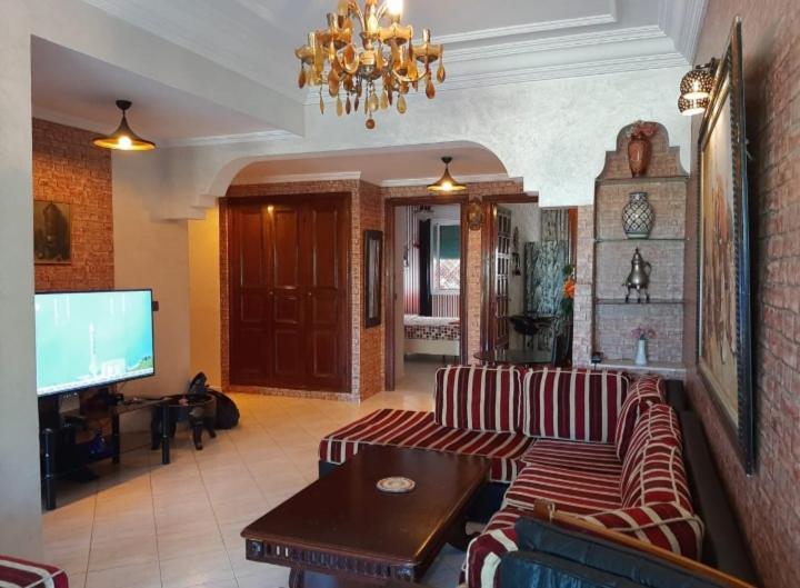 Stay Here, Nice Apartment With Garden View In Center, 1 Min Walk From Beach El Jadida Eksteriør bilde